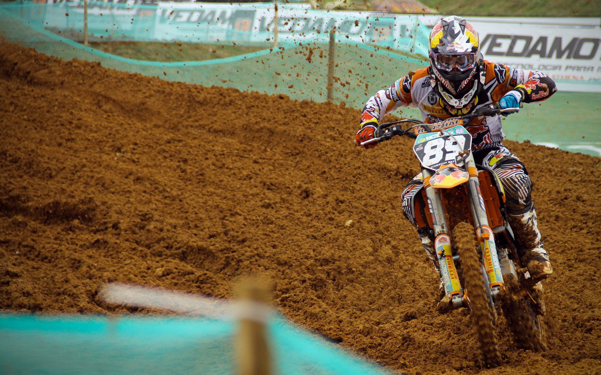 “荒漠之王”崛起!——沙丘上演的生死对决,沙漠之山